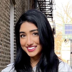 Meet your Posher, Ayesha